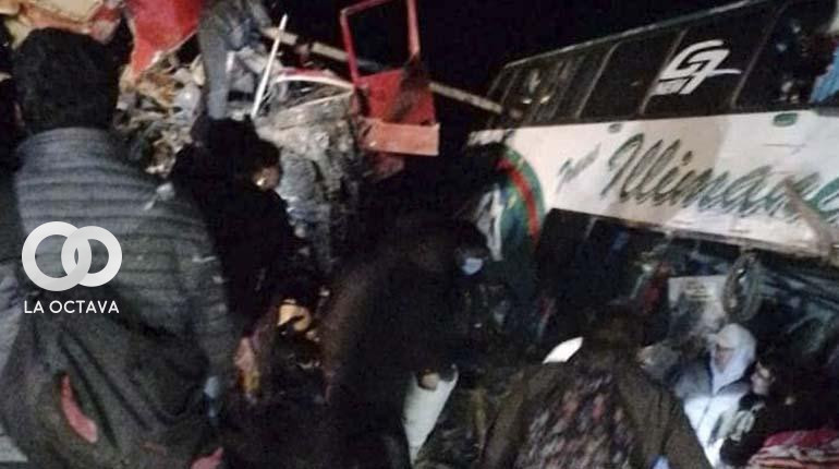 El accidente en Uyuni dejó 11 heridos y un fallecido.