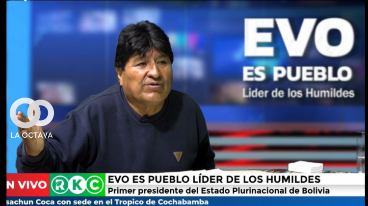 Evo Morales en su programa dominical en radio Kawsachun Coca. Foto. Captura