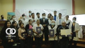Gobierno reconoce a médicos que realizaron el primer trasplante pediátrico de médula ósea alógeno.