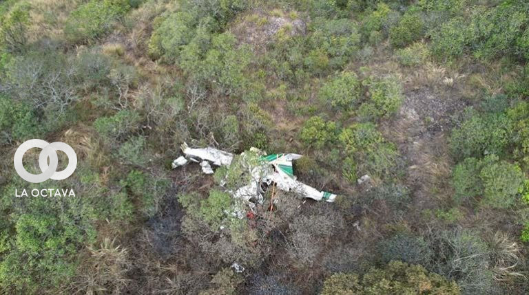 Militares y rescatistas encuentran sin vida a dos pilotos en Amirí.