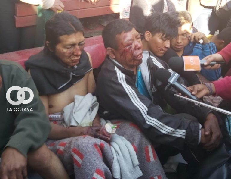 Personas golpeadas al interior del mercado ilegal de Adepcoca