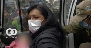 Soledad Chapetón es detenida con su hija en brazos