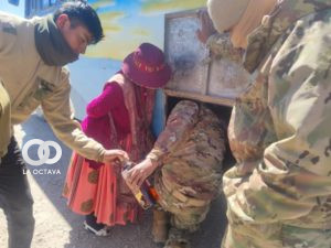 Viceministro informa de la intercepción de vehículos con productos de contrabando.