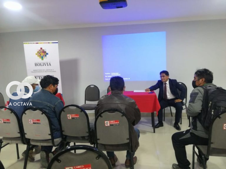 Viceministerio de Defensa de los Derechos del Usuario y Consumidor