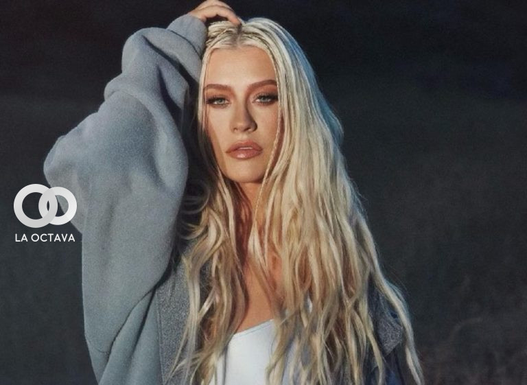 Christina Aguilera, presenta su nuevo álbum.