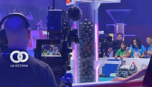 Competencia del torneo mundial de robótica.