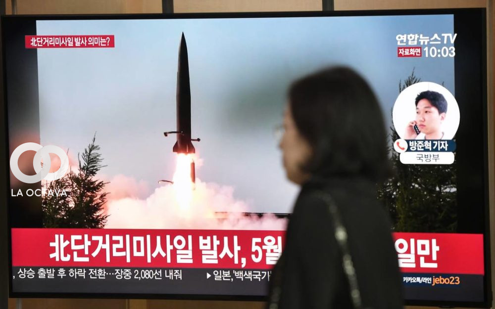Corea del Norte lanza dos nuevos misiles, como advertencia a EEUU y Corea del Sur.