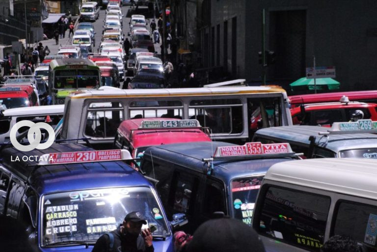 Cumbre del Transporte. Imagen Referencial.