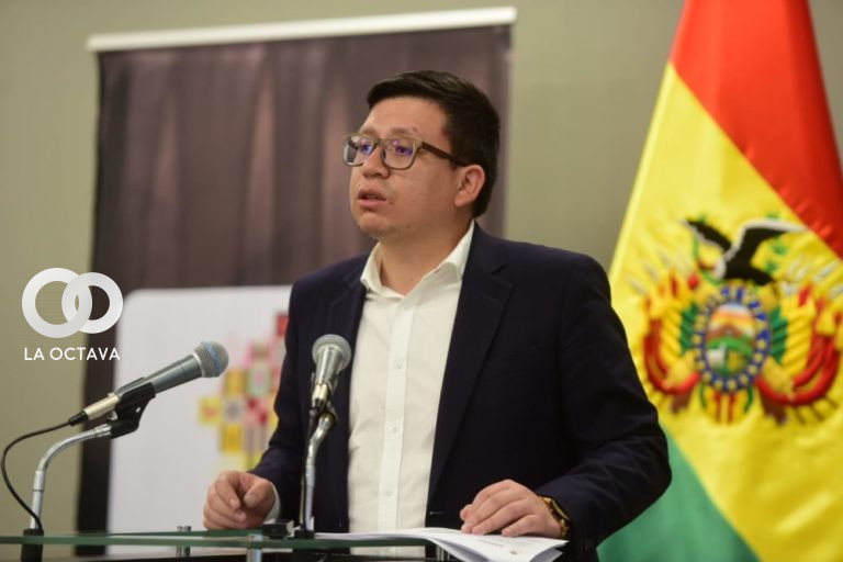 El ministro de Planificación, Sergio Cusicanqui, en una conferencia de prensa este miércoles. Foto. Rodwy Cazón.
