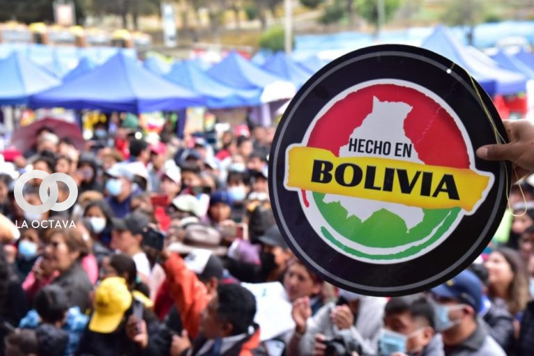 Feria de Hecho en Bolivia en catalogada como un éxito en ventas.