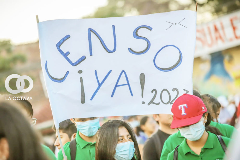 Jóvenes se unen al paro indefinido en Santa Cruz, para lograr el Censo en 2023. Foto. ABI