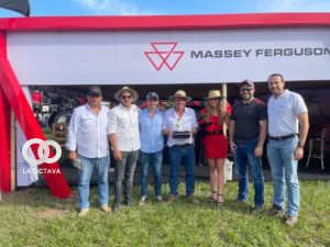 SACI recibe premio al mejor stand.