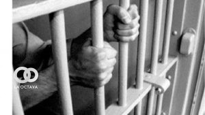 Sentencian a un hombre por transportar cocaína.
