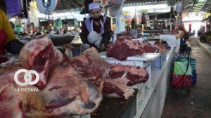 Comercialización de carne de res en un mercado de Cochabamba. Foto. Hernán Andia