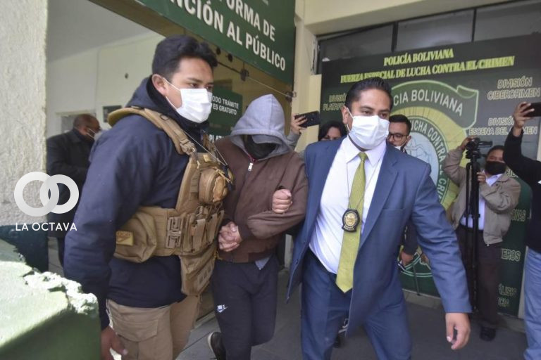 Detención domiciliaria para el hombre que trasladaba más de 2 millones de bs.