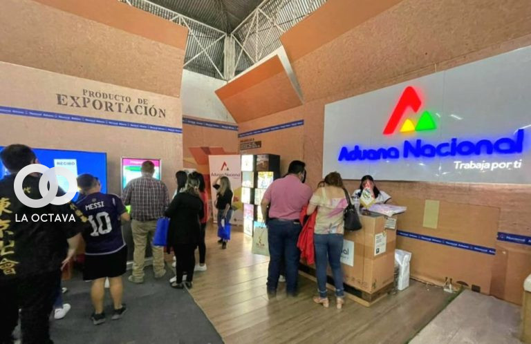 Gran Stand de la Aduana Nacional es premiada.
