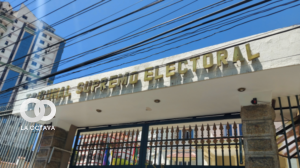 Imagen de las puertas del Tribunal Supremo Electoral.