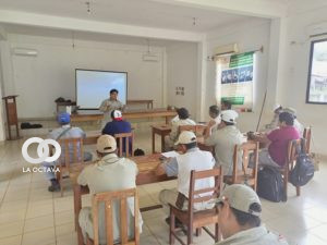 Personas se capacitan para el control de casos de malaria en Beni y Pando.
