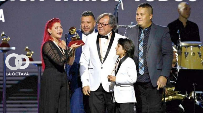 Primer latin Grammy para Bolivia.
