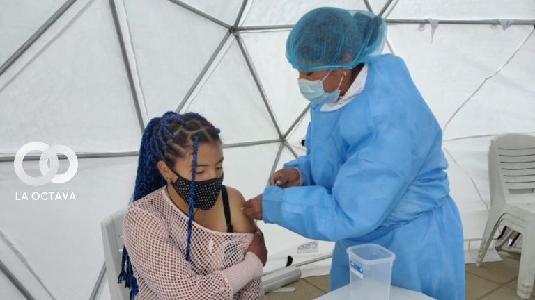 Alcaldía de El Alto exhortó a las mujeres del municipio a vacunarse contra el Virus de Papiloma Humano (VPH)