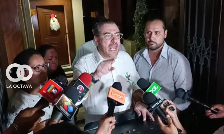 Calvo se pronuncia en una entrevista presidencial.