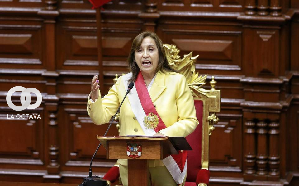 Dina Boluarte, emite su primer discurso como Presidenta.