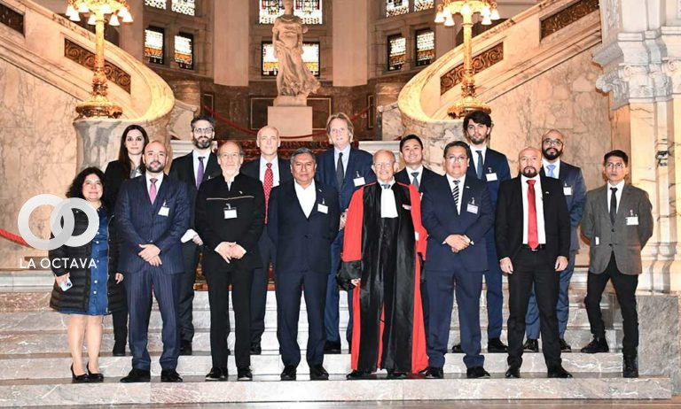 Equipo jurídico de Bolivia en la CIJ. Foto. Cancillería