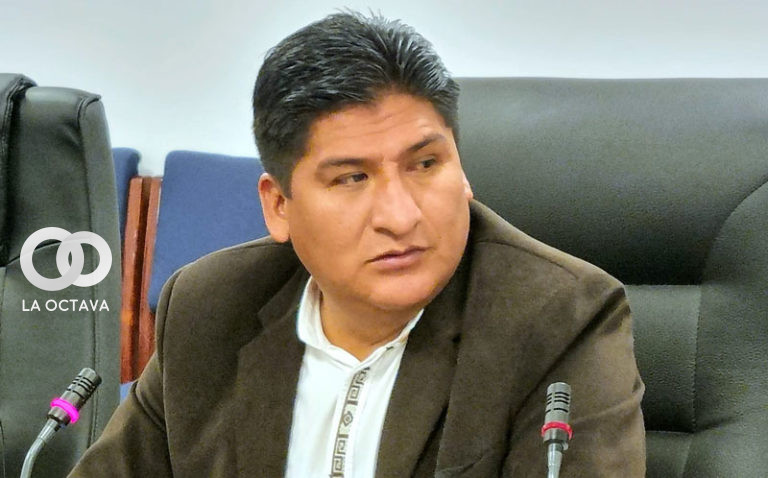 Flores se refirió a recientes declaraciones de Loza. Foto. Andrés Flores.
