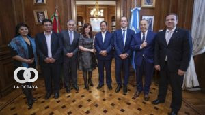 Luis Arce en su visita a Argentina.