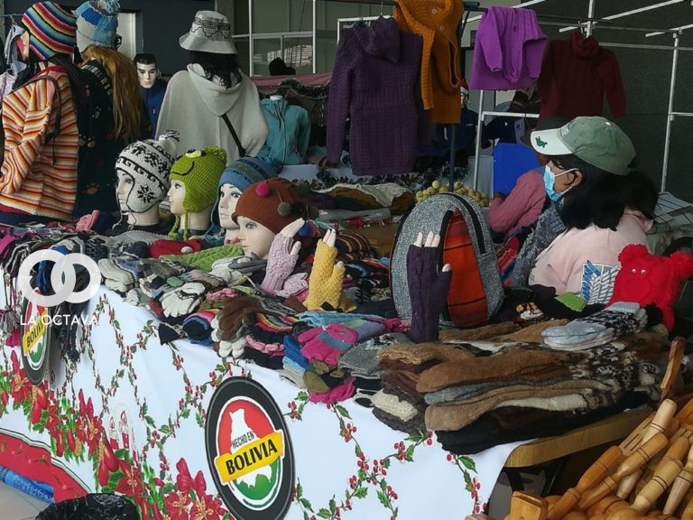 Novedades en la Feria Navideña de El Alto