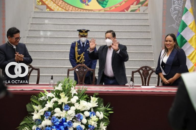Presidente Luis Arce, en un acto público en Casa Grande del Pueblo. Foto. LuchoXBolivia