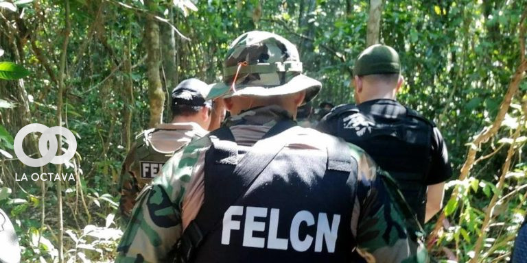 Rastrillaje de personas que abrieron fuego contra policias.