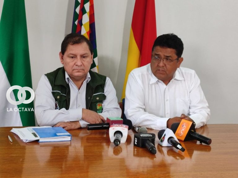 Remmy Gonzales, Ministro de Desarrollo Rural y Tierras; y Eulogio Nuñez, Director del Instituto Nacional de Reforma Agraria (INRA).