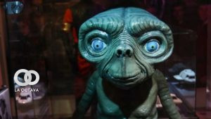 Subastan al muñeco original de E.T.