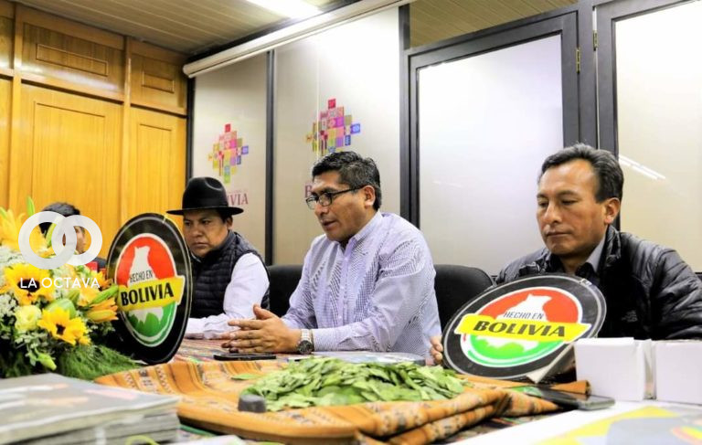 Ministerio de Desarrollo Productivo y Economía Plural y la Unidad de Coordinación con Organizaciones Sociales