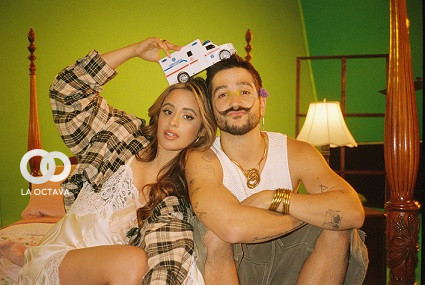 Camilo y Camila Cabello lanzan el video musical de su canción "Ambulancia" del álbum "De Adentro Pa Afuera"
