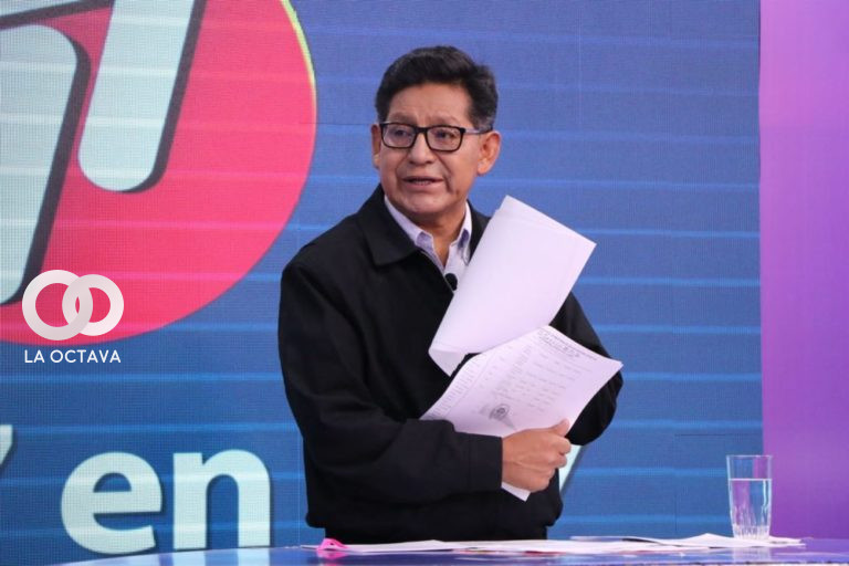 Edgar Pary, Ministro de Educación.