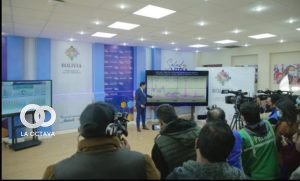 Jeyson Auza, Ministro de Salud y Deportes.