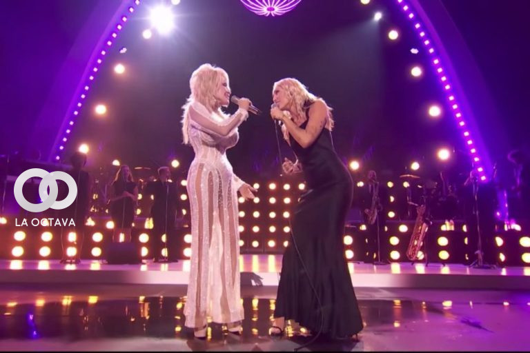 Miley Cyrus y Dolly Parton en un especial.