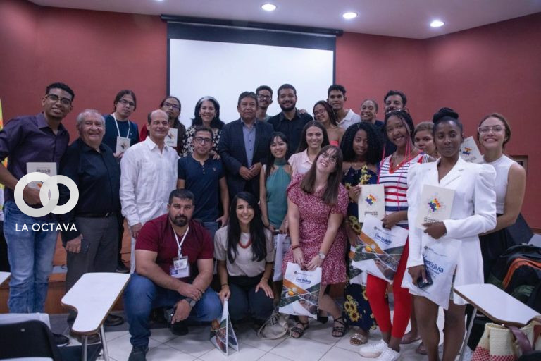 Presentación del Libro "Geopolítica del Vivir Bien"