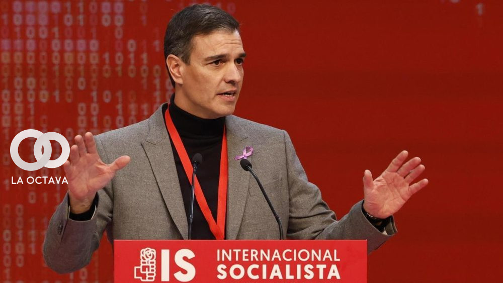 Sánchez es elegido como presidente de la Internacional Socialista.