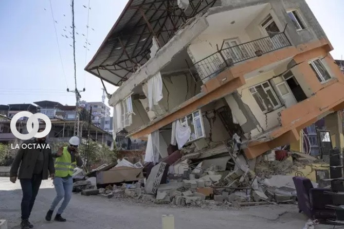 Daños materiales en la ciudad turca de Kirikhan tras los terremotos del 6 de febrero. Foto. DPA
