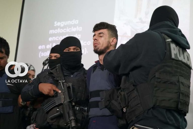 El recluso Felipe Edvaldo Menezez, presentado por la Policía. Foto. Ministerio de Gobierno