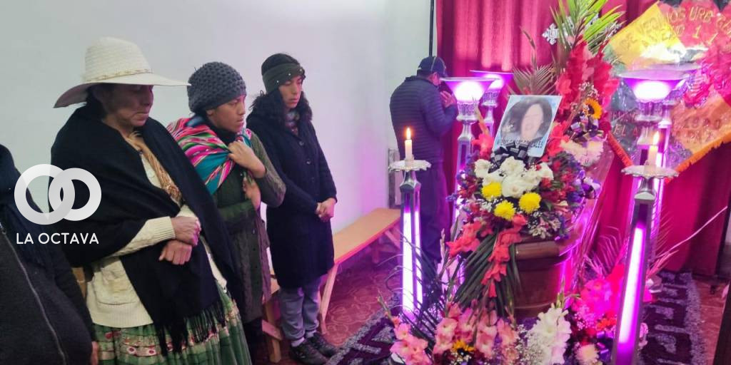  Wilma es velada por sus familiares en El Alto