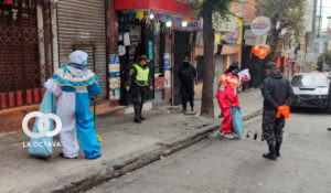 Infractores realizando servicio comunitario. Foto. Cortesía.