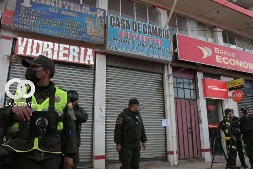 Operativo desplegado por la policía tras el atraco armado en El Alto.