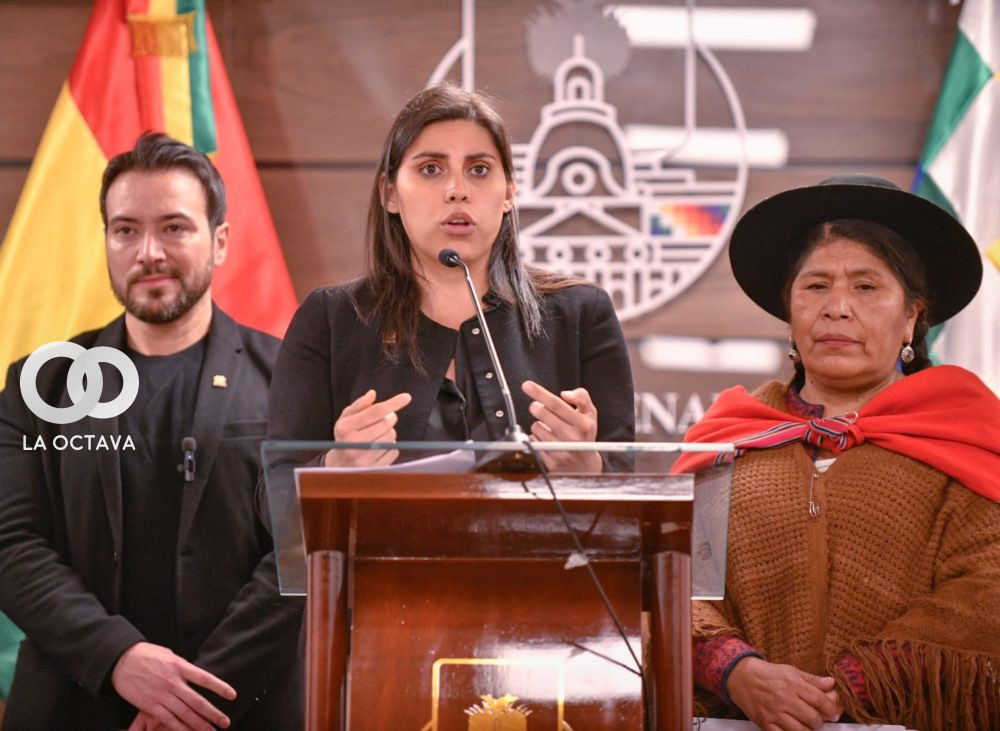 Senadora de CC, Andrea Barrientos.