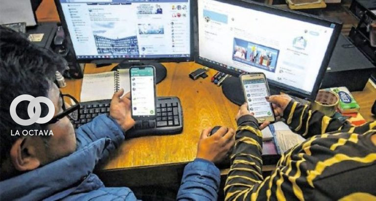 GERREROS DIGITALES. Una imagen de unas cuentas de Facebook. ARCHIVO