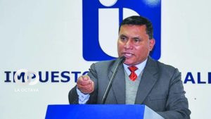 Mario Cazón, Presidente del Servicio de Impuestos Nacionales (SIN)