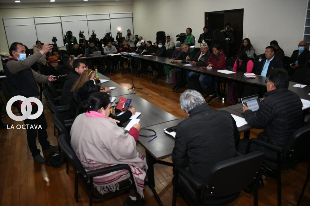 Reunión de los Maestros con el Ministerio de Educación. Foto: P7